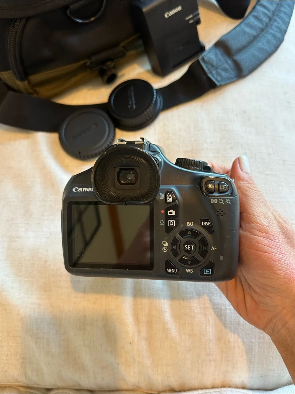 Canon Black DSLR Camera Kit with Black Carrying Bag